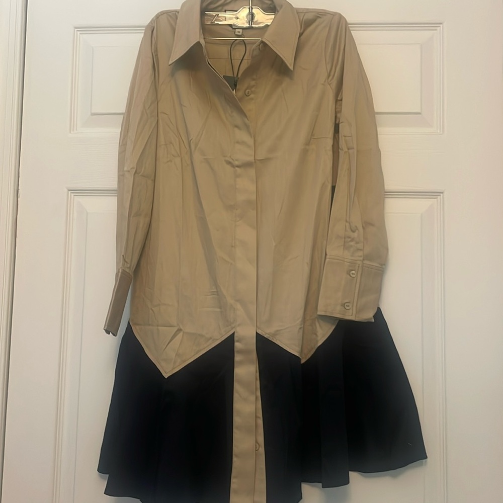 TUCKERNUCK Sand Roux Dress size XS. NWT.